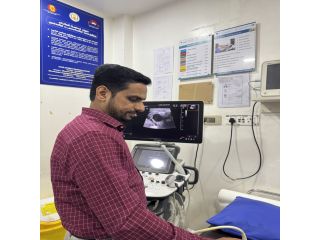 dr-ravindran-endovascular-ir-specialist-small-2