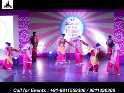 how-professional-dance-troupes-event-performances