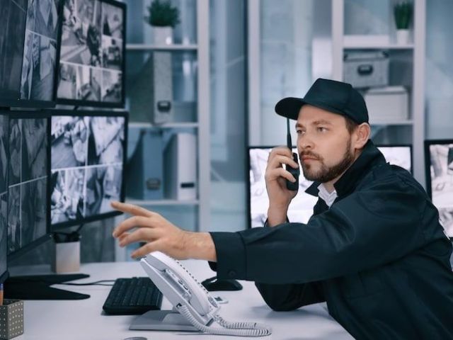 top-rated-and-best-security-services-in-delhi-for-safety