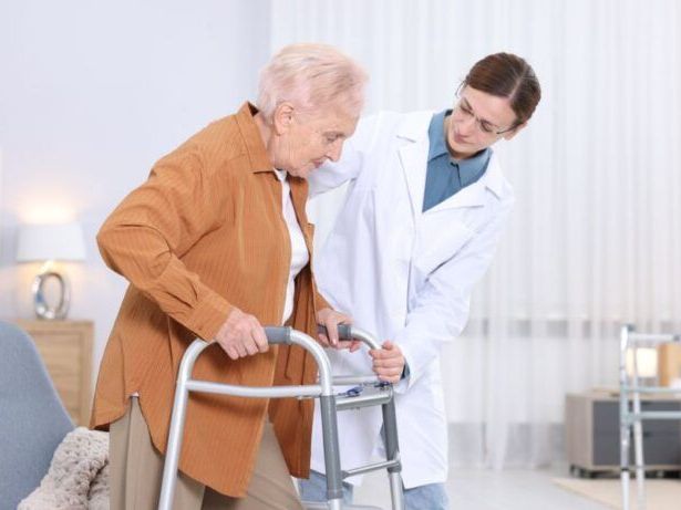 elderly-care-services-in-noida-niac