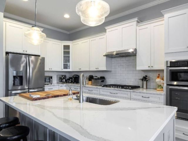 modular-designing-for-modern-steel-kitchen-amedeo-modular