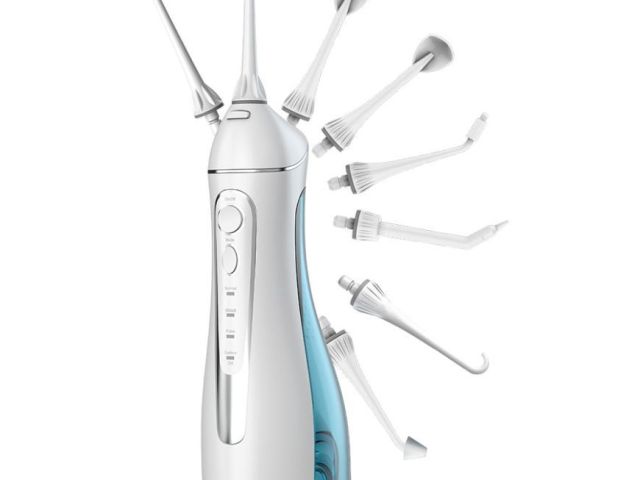 oracura-best-water-flossers-in-india-for-deeper-teeth-cleaning