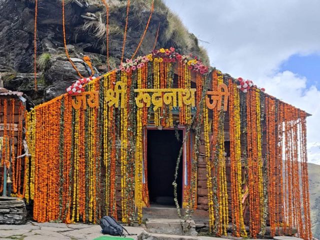 rudranath-temple-confronting-karma-in-the-heart-of-the-himalayas