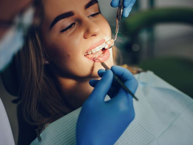 why-invisible-braces-providers-in-kolkata-are-in-high-demand