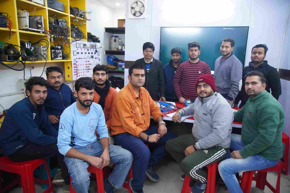 ev-repairing-course-in-delhi-electric-vehicle-training-big-3