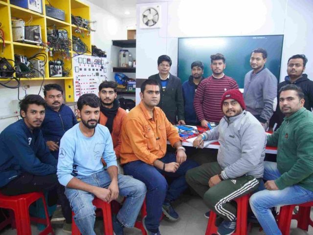 ev-repairing-course-in-delhi-electric-vehicle-training