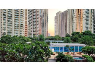 dlf-aralias-gurgaon-for-sale-luxury-homes-small-0