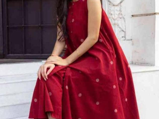 sleeveless-modern-dress-collection-at-swapna-weddings