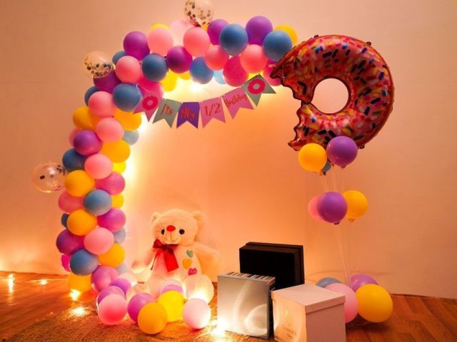 trending-half-birthday-decoration-celebrate-6-months-in-style