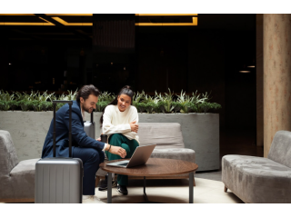 experience-seamless-luxury-with-online-travel-booking-small-0