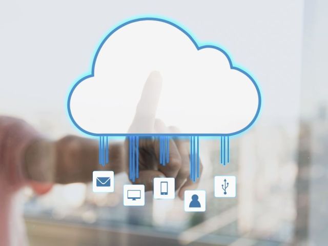 why-cloud-based-payroll-software-is-replacing-manual-systems