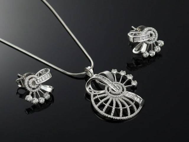 buy-pendants-online