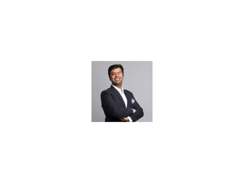 plastic-surgeon-in-delhi-dr-rajat-gupta-small-0