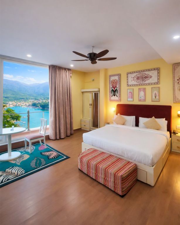 best-rishikesh-hotel-near-ganga-the-neeraj-luxury-hotels-big-0