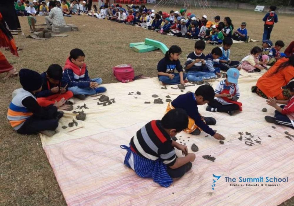 play-way-method-learning-the-summit-school-kolkata-big-0