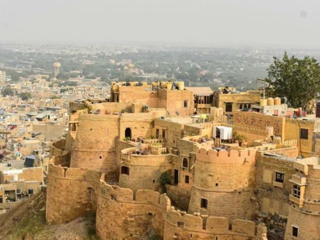 jaisalmer-tour-package-desert-safari-fort-stay