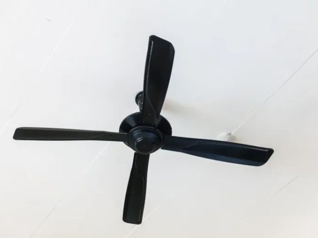 fan-blades-manufacturers