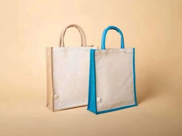custom-jute-bags