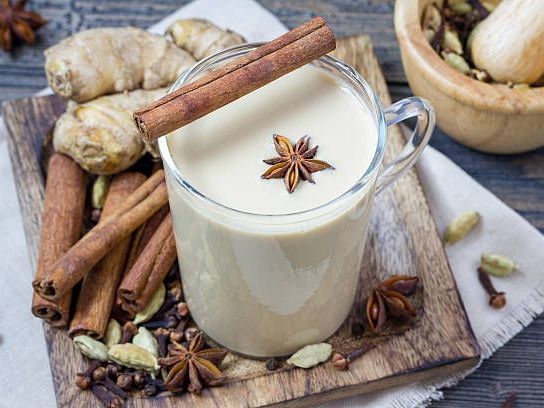 fresh-a2-desi-cow-milk-available-for-home-delivery-near-you