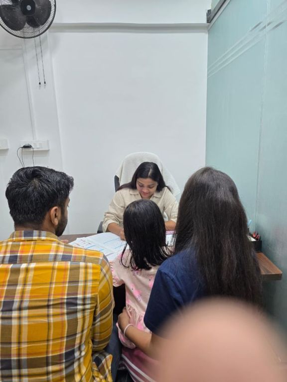 gynecologist-in-wakad-dr-meenal-warade-big-0