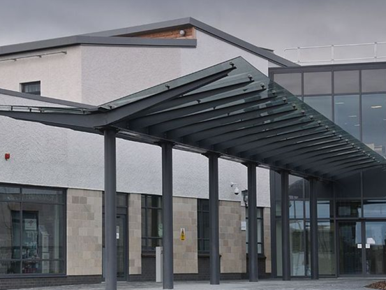 choose-the-best-canopies-manufacturer-for-your-building