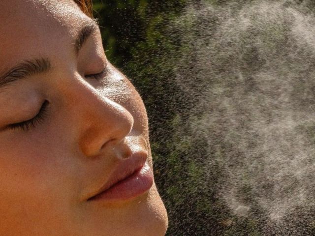 hydrating-toner-for-glowing-skin
