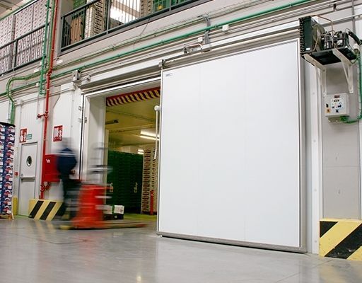 automatic-cold-room-doors-for-easy-access-big-0