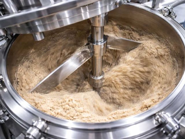 when-should-you-choose-a-vacuum-powder-mixer