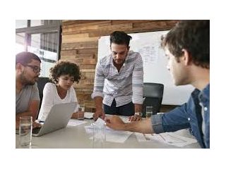 we-are-hiring-marketing-manager-small-0