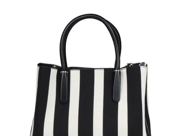 shop-luxe-bags-for-women-online-in-india-twirl-and-tote