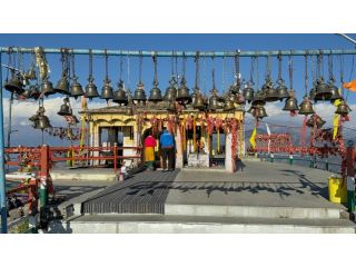 kartik-swami-temple-a-hidden-gem-in-the-himalayas-small-0