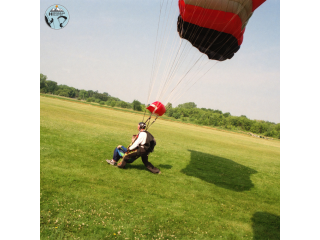 paragliding-in-manali-flying-experience-herculean-himalayas-small-0