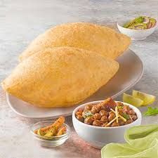 fresh-and-buttery-chole-bhature-big-0