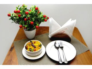 restaurants-in-gomti-nagar-springz-by-all-seasons-stay-lucknow-small-0