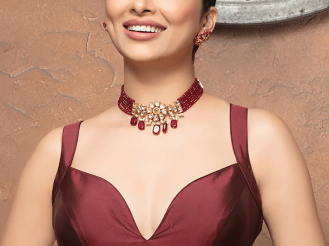 shop-deep-neck-blouse-online-best-front-deep-neck-styles