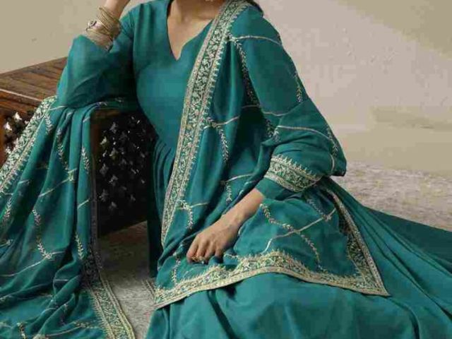 buy-latest-plus-size-kurtas-for-women
