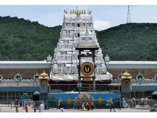 what-is-the-best-cab-service-in-madurai-small-0