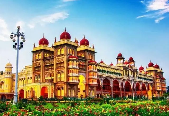 what-is-the-average-per-km-rate-for-madurai-cabs-big-0
