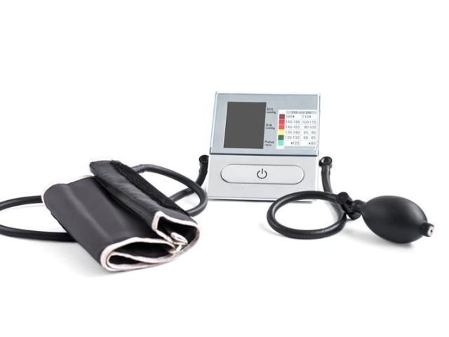 omron-bp-machine-price-in-india-advanced-monitoring-device