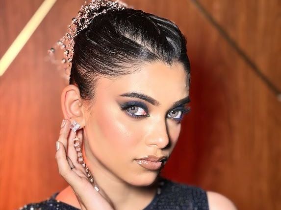lakme-academy-lajpat-nagar-bridal-makeup-course-in-lajpat-nagar