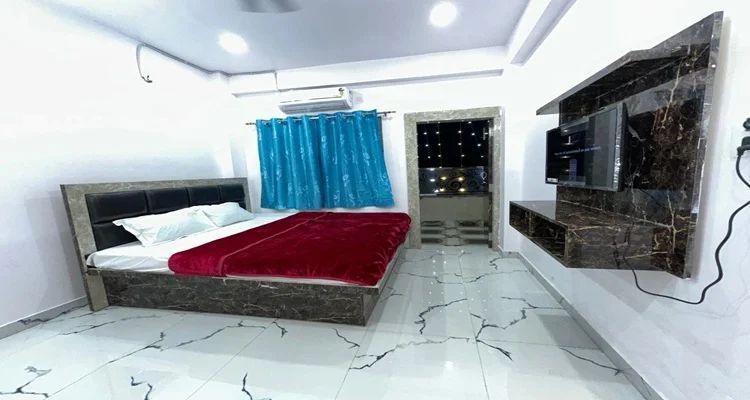 hotel-anand-palace-big-0