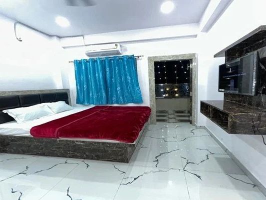 hotel-anand-palace