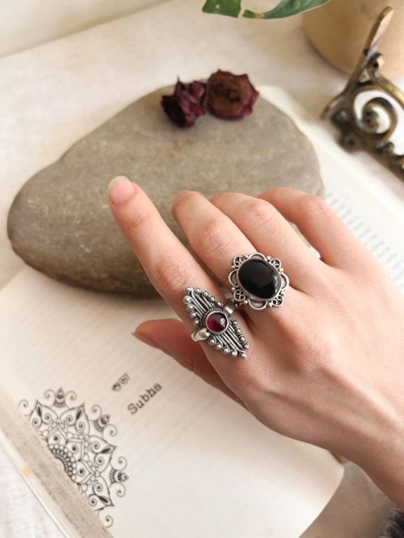 adjustable-silver-ring-with-black-onyx-stone-online-by-asmah-big-0