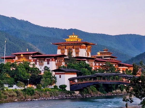 mumbai-to-north-east-tour-packages-big-1