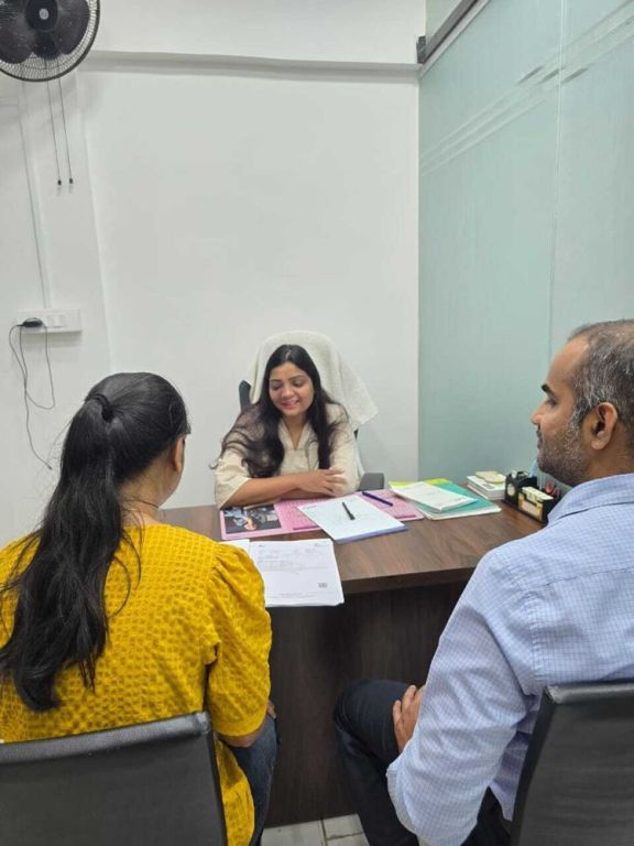 female-health-specialist-in-wakad-big-0