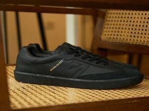 shop-stylish-black-casual-sneakers-for-men