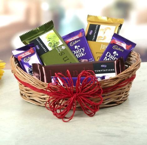 send-mothers-day-gifts-to-chennai-from-oyegifts-big-0