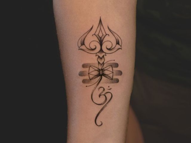 shiva-mantra-tattoo-in-sanskrit-sam-tattoo-india