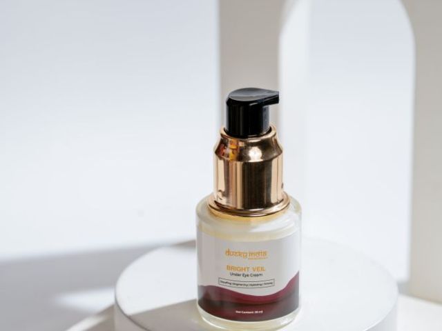 anti-fatigue-cream-for-tired-eyes