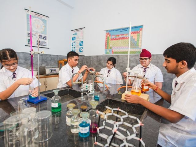 find-the-perfect-school-in-howrah-contact-sis-howrah-today
